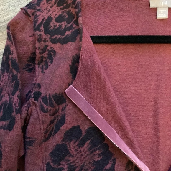 j.jill Women’s Medium Button Front Cardigan Maroon With Black Flowers Soft - Picture 6 of 6